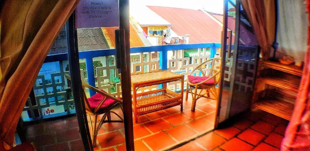 Ganesha Hostel Battambang Dış mekan fotoğraf